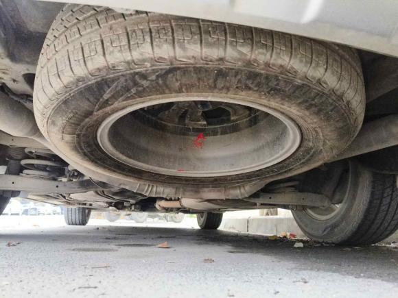 [西安·陕A] 二手现代胜达2013款 2.4L 自动两驱智能型