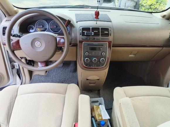 [上海·京A] 二手别克别克GL82006款 陆尊 3.0L CT 舒适版