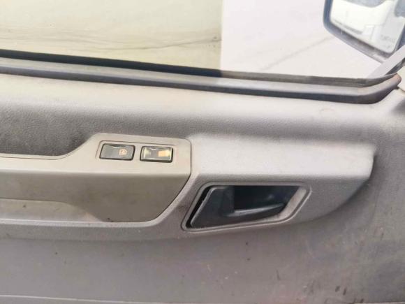 [义乌·浙G] 二手东风御风御风2016款 2.5T领运版厢货长轴高顶国V ZD25