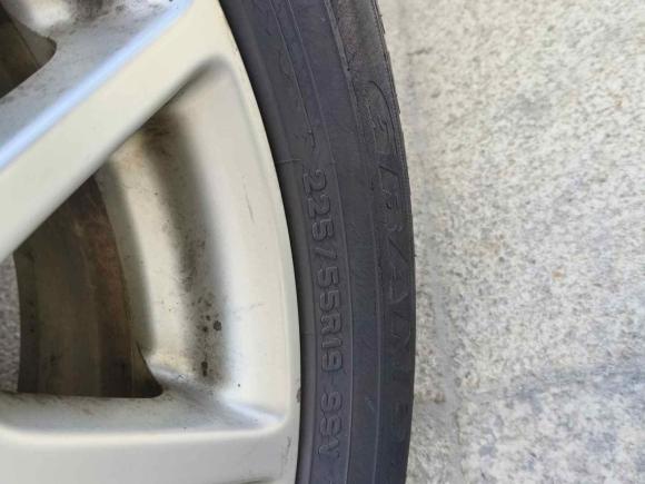 [无锡·苏B] 二手道奇酷威2013款 2.4L 两驱尊尚版