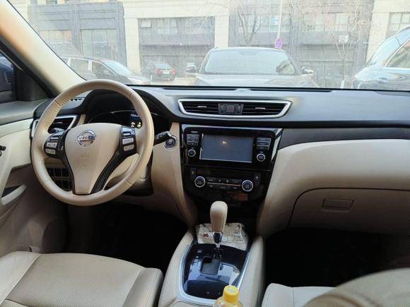 [青岛·鲁U] 二手日产奇骏2014款 2.0L CVT智领版 2WD