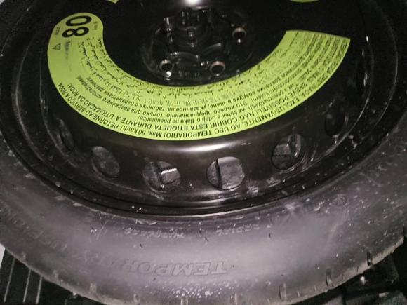 [武汉·鄂E] 二手奥迪奥迪A4L2018款 30周年年型 40 TFSI 进取型