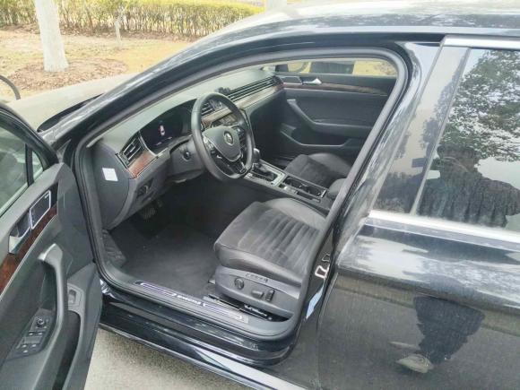 [上海·沪A] 二手大众迈腾2018款 380TSI DSG 尊贵型