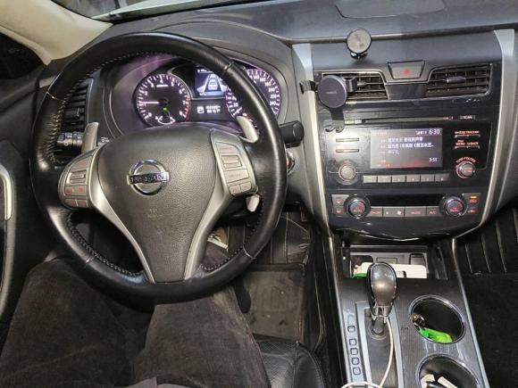 [成都·川A] 二手日产天籁2015款 2.5L XL Upper欧冠科技版
