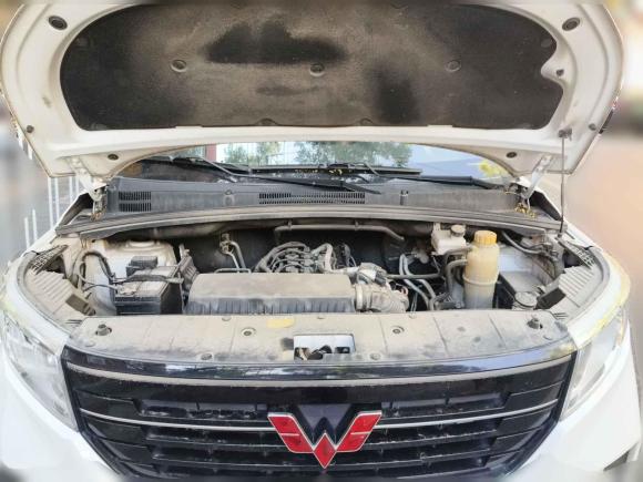 [西安·陕U] 二手五菱汽车五菱宏光PLUS2019款 1.5T 手动舒适型 7座