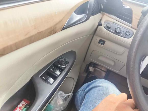 [广州·粤A] 二手别克别克GL82017款 ES 28T 舒适型 国V