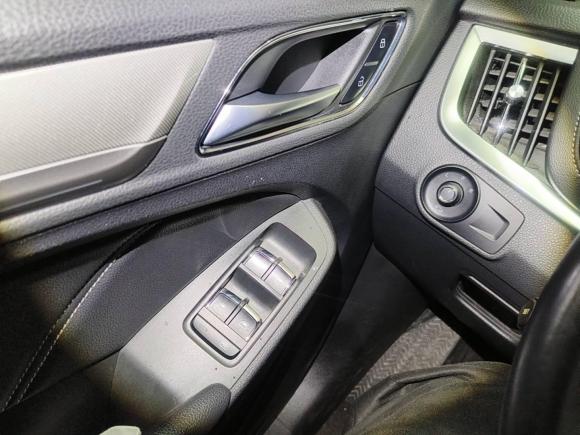 [上海·沪A] 二手荣威荣威RX5新能源2017款 eRX5 50T 混动互联尊荣旗舰版