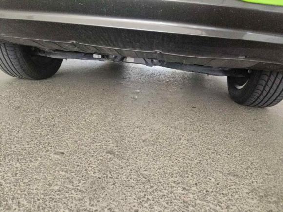 [上海·沪A] 二手哪吒汽车哪吒U2023款 哪吒U-Ⅱ 500 U秀版 磷酸铁锂