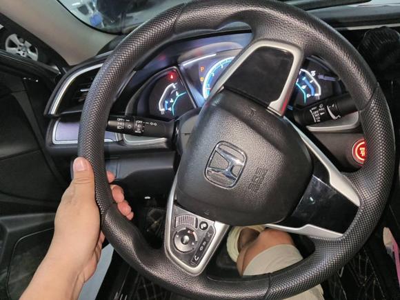 [上海·沪D] 二手本田思域2016款 220TURBO CVT豪华版