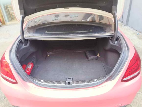 [广州·粤U] 二手奔驰奔驰C级2018款 C 200 L 运动版