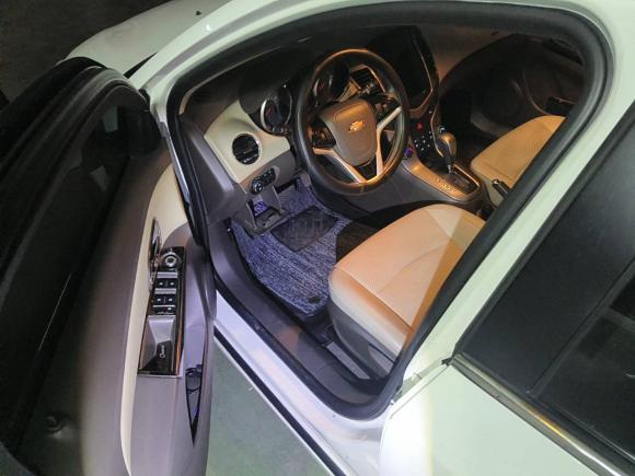 [武汉·鄂A] 二手雪佛兰科鲁兹2015款 1.5L 经典 SE AT