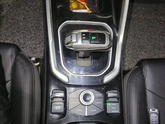 [金华·浙G] 二手哈弗哈弗H62017款 红标 1.3T 自动两驱智尚型