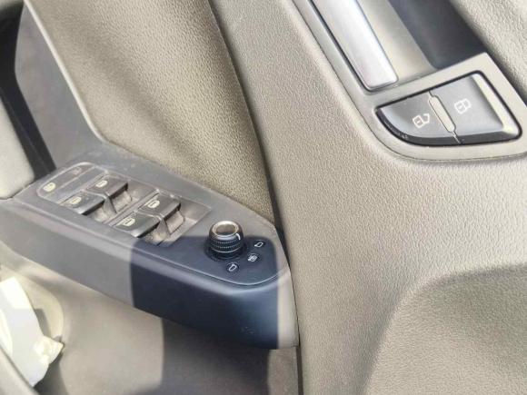 [常州·苏D] 二手奥迪奥迪A4L2010款 2.0 TFSI 舒适型