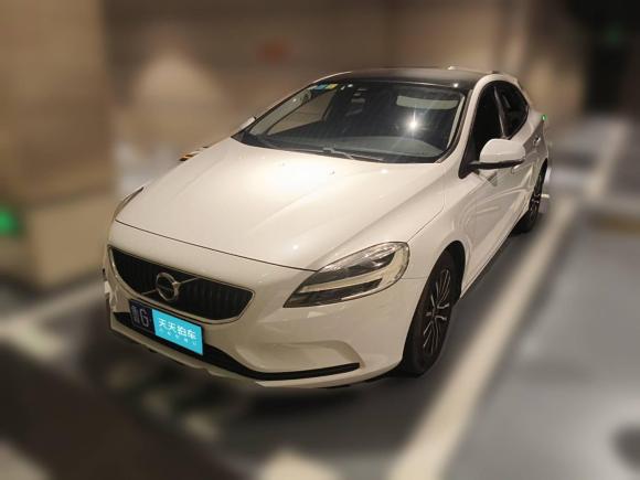 [上海·鲁G] 二手沃尔沃沃尔沃V402017款 T3 智逸版