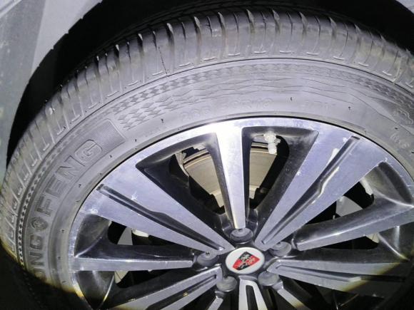 [上海·沪A] 二手荣威荣威RX5新能源2017款 eRX5 50T 混动互联尊荣旗舰版