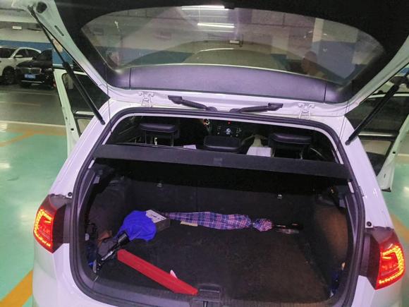 [杭州·浙A] 二手大众高尔夫2017款 230TSI 自动豪华百万辆纪念版