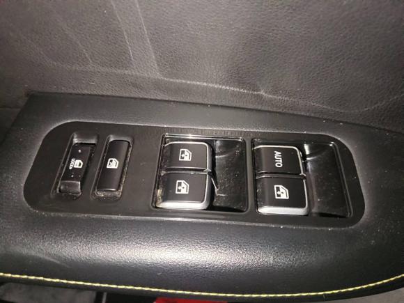 [成都·川G] 二手SWM斯威汽车SWM斯威G012019款 F版 1.5T 自动银粉版 国VI