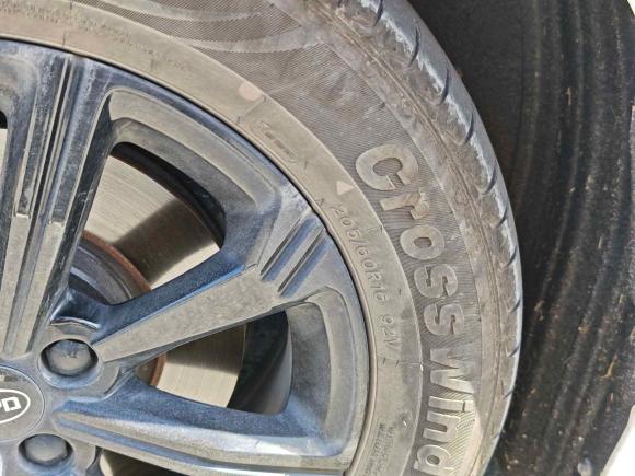 [上海·沪A] 二手比亚迪比亚迪e22021款 豪华型