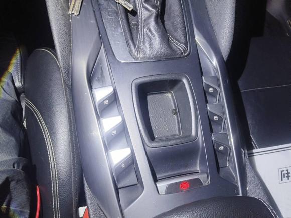 [苏州·湘A] 二手DSDS 52012款 1.6T 雅致版