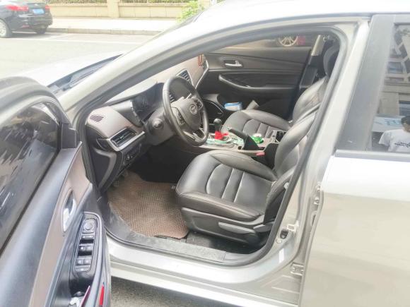 [杭州·浙A] 二手广汽传祺传祺GA42018款 200T 手动豪华版