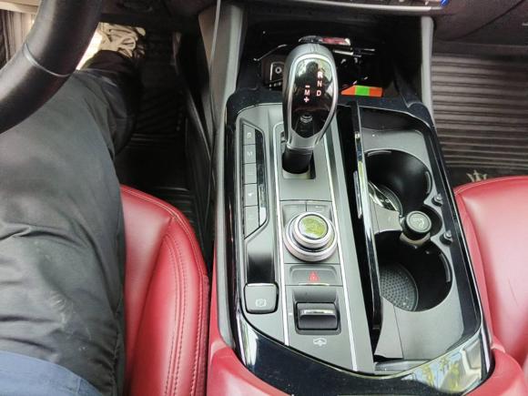 [武汉·鄂A] 二手玛莎拉蒂Levante2016款 3.0T 标准型