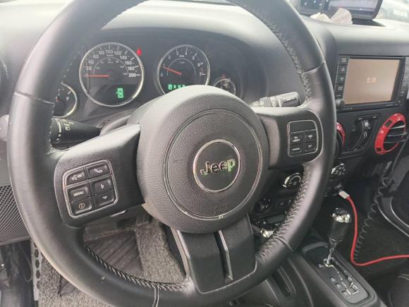 [深圳·粤B] 二手Jeep牧马人2017款 3.0L Sahara 四门舒享版