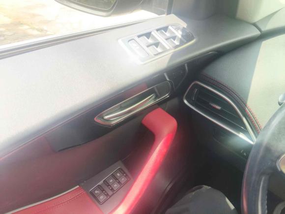 [上海·沪C] 二手捷豹捷豹F-PACE2018款 2.0T 四驱R-Sport运动版