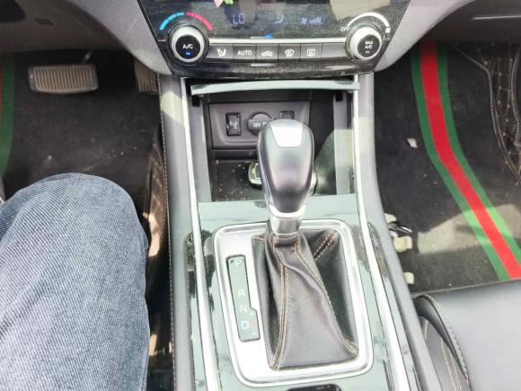 [南通·苏F] 二手长安逸动2018款 高能版 1.6L GDI 自动先锋型 国V