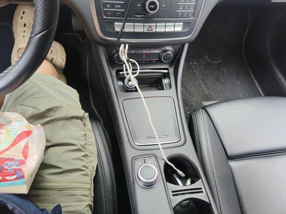 [上海·沪D] 二手奔驰奔驰CLA2016款 CLA 200 动感型