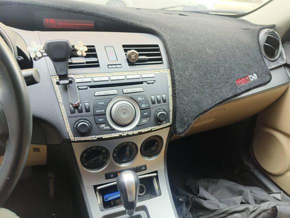 [深圳·粤B] 二手马自达马自达32010款 两厢 1.6自动豪华型