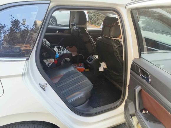 [上海·皖A] 二手大众朗逸2018款 两厢 200TSI DSG舒适版 国V