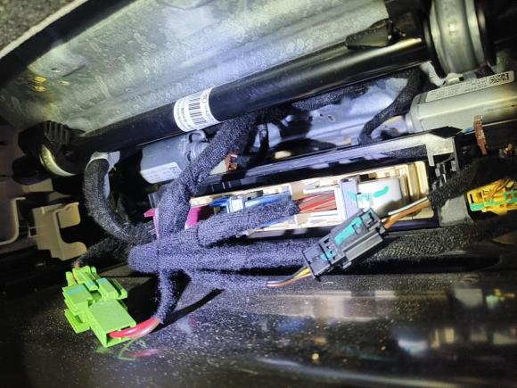 [深圳·粤B] 二手奔驰奔驰V级2021款 V 260 尊贵版