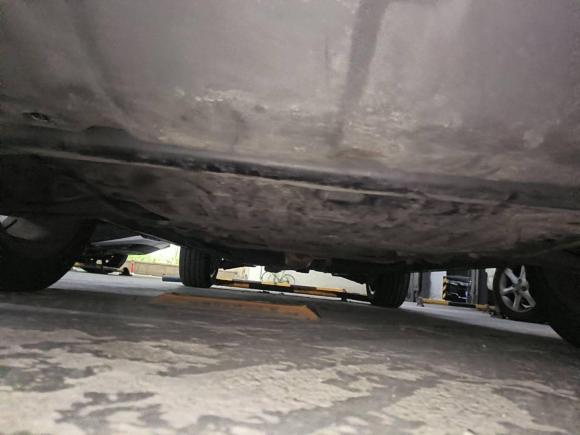 [广州·粤A] 二手路虎发现神行2015款 2.0T SE