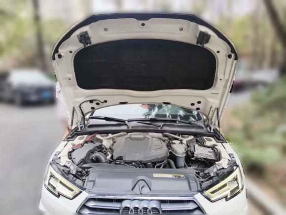 [广州·粤A] 二手奥迪奥迪A4L2019款 40 TFSI 时尚型 国VI