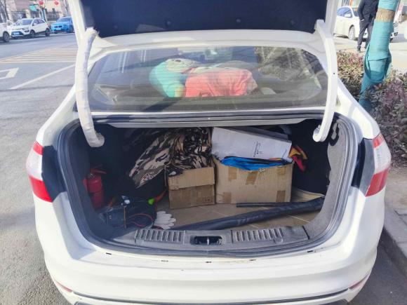 [西安·陕A] 二手福特嘉年华2013款 三厢 1.5L 自动时尚型