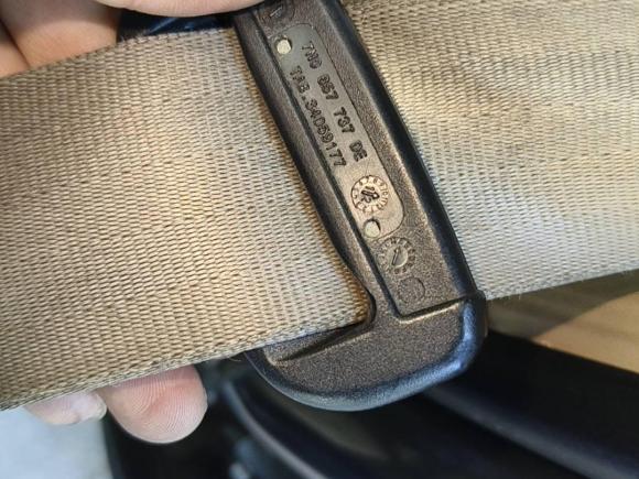 [深圳·粤B] 二手大众途安2013款 1.4T 手动舒适版5座