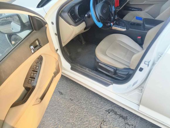 [南京·苏A] 二手起亚起亚K52012款 2.0L 自动GLS