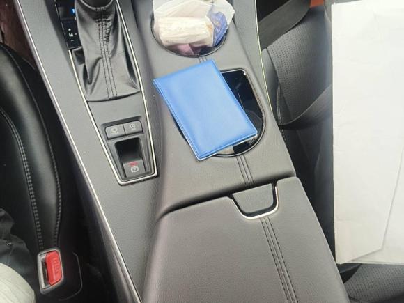 [武汉·鄂A] 二手丰田亚洲龙2019款 2.0L XLE尊享版 国VI