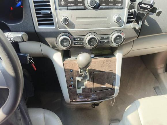 [广州·粤A] 二手马自达马自达82013款 2.5L 精英版