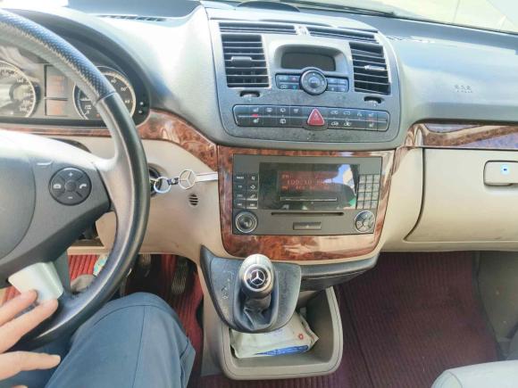 [上海·沪L] 二手奔驰唯雅诺2010款 2.5L 尊贵版