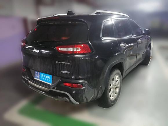 [南通·苏A] 二手Jeep自由光2016款 2.0L 优越版