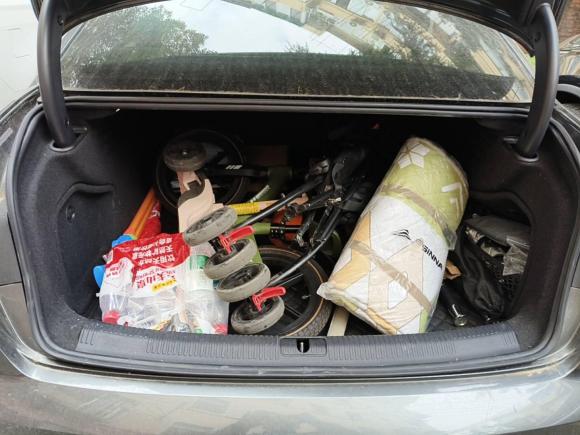 [上海·沪B] 二手奥迪奥迪A4L2022款 40 TFSI 时尚动感型