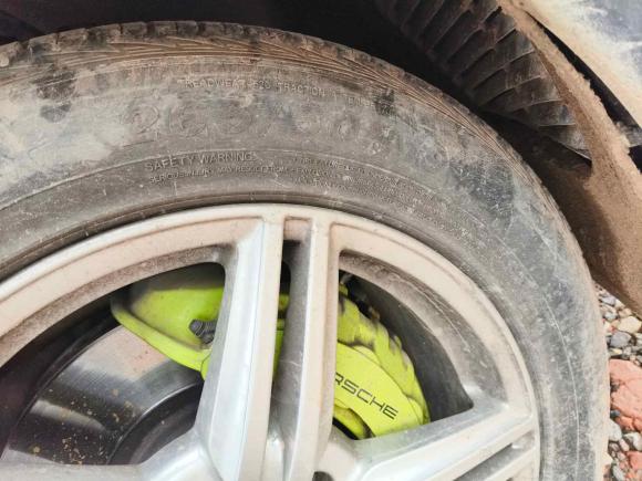 [义乌·浙G] 二手保时捷Cayenne新能源2015款 Cayenne S E-Hybrid 3.0T