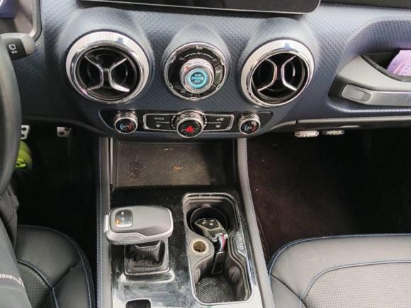 [成都·川A] 二手北京北京BJ402021款 2.0D 自动四驱刀锋英雄版先锋型