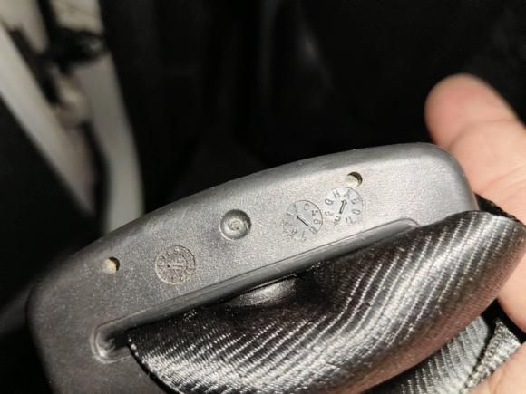 [广州·粤A] 二手标致标致30082013款 2.0L 自动潮流版