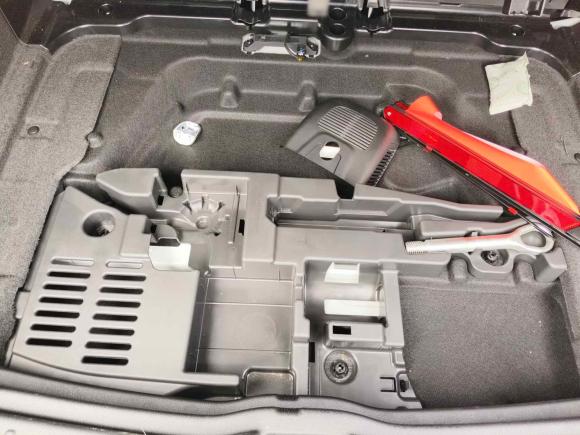 [无锡·苏B] 二手奔驰奔驰GLA2022款 改款 GLA 200