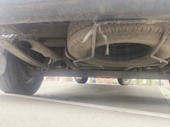 [宁波·浙B] 二手上汽大通MAXUS新途V802019款 2.5T经典款6挡手动傲运通长轴中顶7座