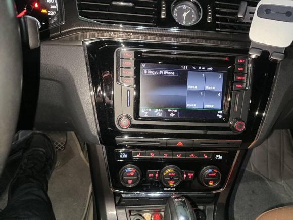 [上海·沪C] 二手大众帕萨特2016款 330TSI DSG御尊版
