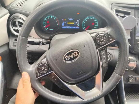 [西安·陕A] 二手比亚迪宋2016款 1.5TI 手动豪华型