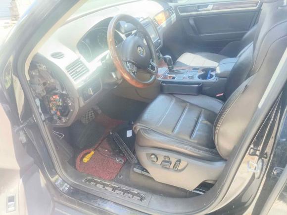 [宁波·皖P] 二手大众途锐2011款 3.0TSI 标配型